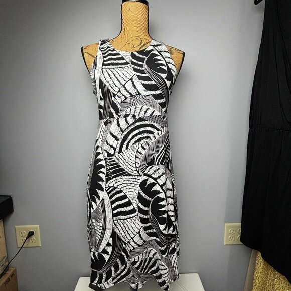 Athleta Santorini High Neck Zuma Printed Black and White Medium Sun Dress - Picture 3 of 6